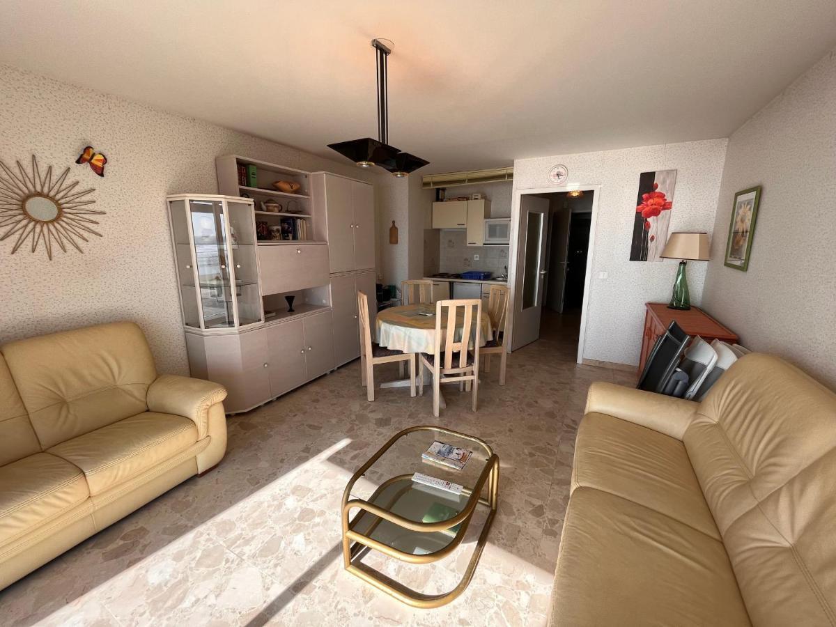 Appartement T2 Avec Balcon Et Vue Mer, 1Er Etage, Ascenseur, Tv, Cuisine Equipee - Fr-1-197-466 Les Sables-dʼOlonne Exterior foto